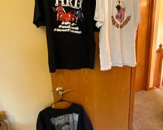 More graphic t’s