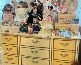 Vintage Dolls & Dresser