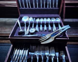 Stradivari Sterling by Wallace Silver Co. 105 pieces (Available During Sale Hours)