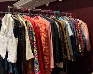 Women’s blazers and jackets 