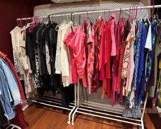 Women’s dresses 
