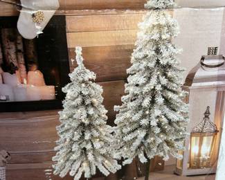 3' and 4' flocked trees~