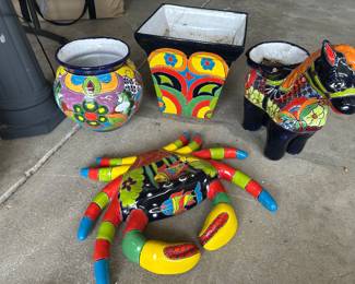 Colorful outdoor decor~