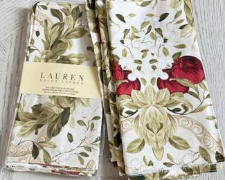 Set of 8 Ralph Lauren napkins,