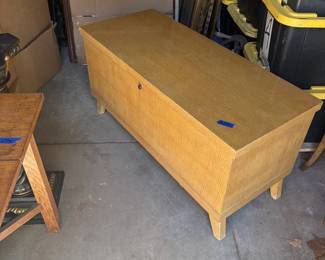 MID CENTURY MODERN BLANKET CHEST