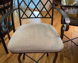 Bar stool (4)