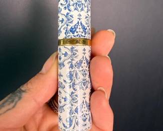 025 guerlainchinabluemetallipstickcase