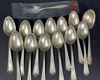 006 heirloomsterlingsilverspoons1sterli
