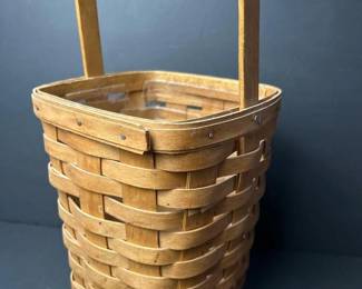 154 longabergerhandwovenbasketwithhandle