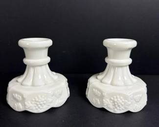 121 westmorelandmilkglasspaneledgrapeca