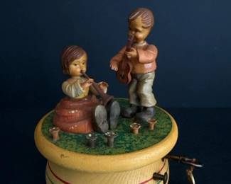 052 vintagethorensswisswoodenmusicboxg