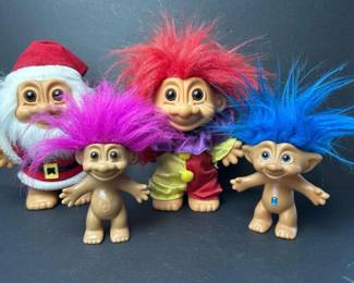 170 fourvintagerussacenoveltytrolldoll