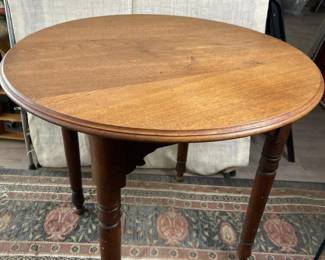 299 vintage305roundsolidwoodaccenttab