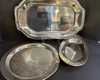 262 trioofvintagesilverplateservingtray