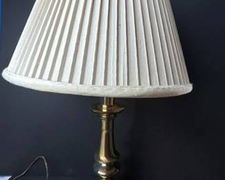 175 traditionalbrasstablelampwithpleated