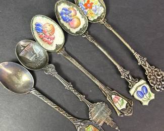 305 fivevintagesouvenirspoons