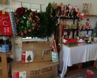 Assorted Christmas Items