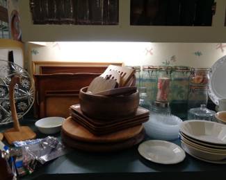 Wooden Serving Pieces