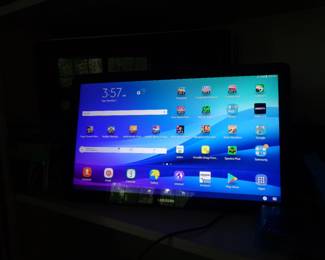 Samsung Galaxy "View" with lots of Loaded Games