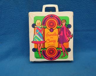 Lot 34. 1967 Mattel "Francie and Casey" doll case with contents