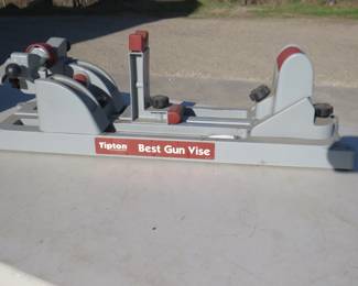 Lot 173. Tipton gun vice