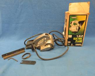 Lot 80. Sears Craftsman 3/8 HP electric plane