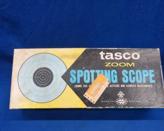 Lot 82. Vintage Tasco Spotting Scope 20 x 60 x 60mm with a tripod