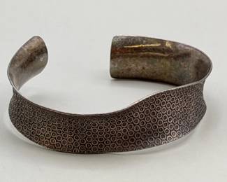CUFF BRACELET