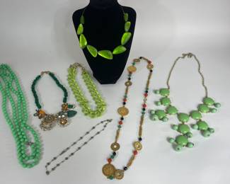 FASHION JEWELRY NECKLACES