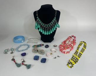FASHION JEWELRY NECKLACES EARRINGS BRACELETS