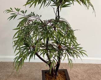 POTTED ARTIFICIAL PLANT