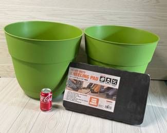 SUNCAST 18" LARGE PLANTER POTS & KNEELING PAD