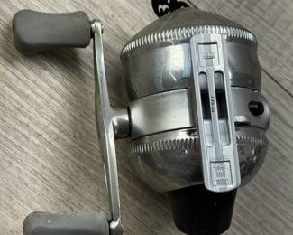 ZEBCO 33 PLATINUM ALL METAL SPINCAST FISHING REEL
