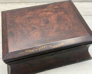 VINTAGE WOOD JEWELRY BOX