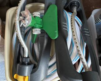 LAWN & GARDEN SPRINKLERS HOSE SPLASH BLOCKS