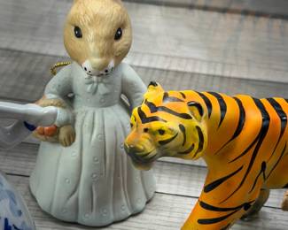 CERAMIC FIGURINES