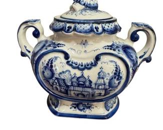 Russian Gzhel Hand Painted Cobalt Blue on White Lidded Dish