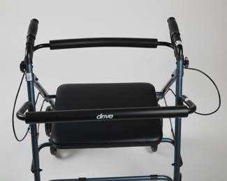 Drive Medical Clever Lite LS Rollator Walker with Seat