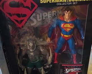 DC Direct Superman vs. Doomsday Collector Set
