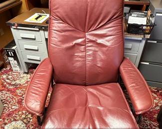 Red Faux Leather Executive Recliner Office Chair