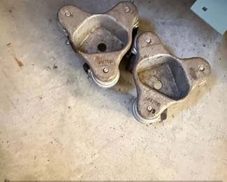 Savage Cast Aluminum Single Wheel Pulley Block Pair