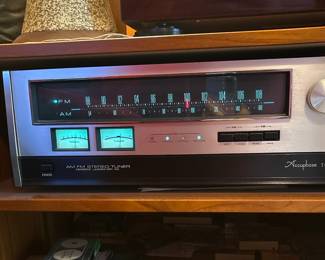 Accuphase T AM or FM Stereo Tuner