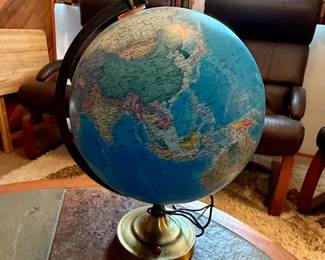 Replogle Livingston Illuminated Globe