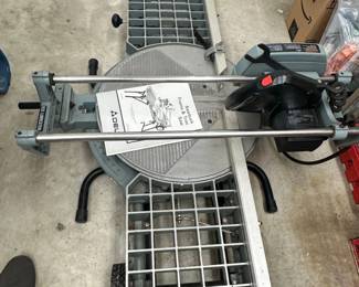 Delta Sawbuck Frame  Trim Saw