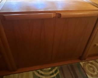 MidCentury Modern Teak Sideboard or Credenza