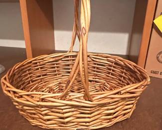 Wicker Picnic Basket with Handle