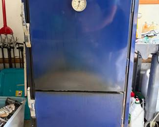 Humphrey's BBQ Cabinet Smoker