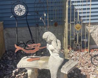 Garden Decor 