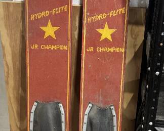 Vintage HYDRO-FLITE Water Skis 