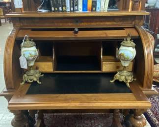 Victorian Ladies Cylinder Roll Desk 